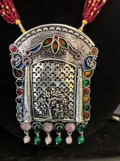 925 Silver Pendant with Lord Radha Krishna