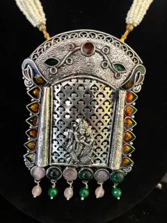 925 Silver Pendant with Blessing Radha Krishna